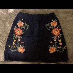 Francesscas boutique floral denim skirt